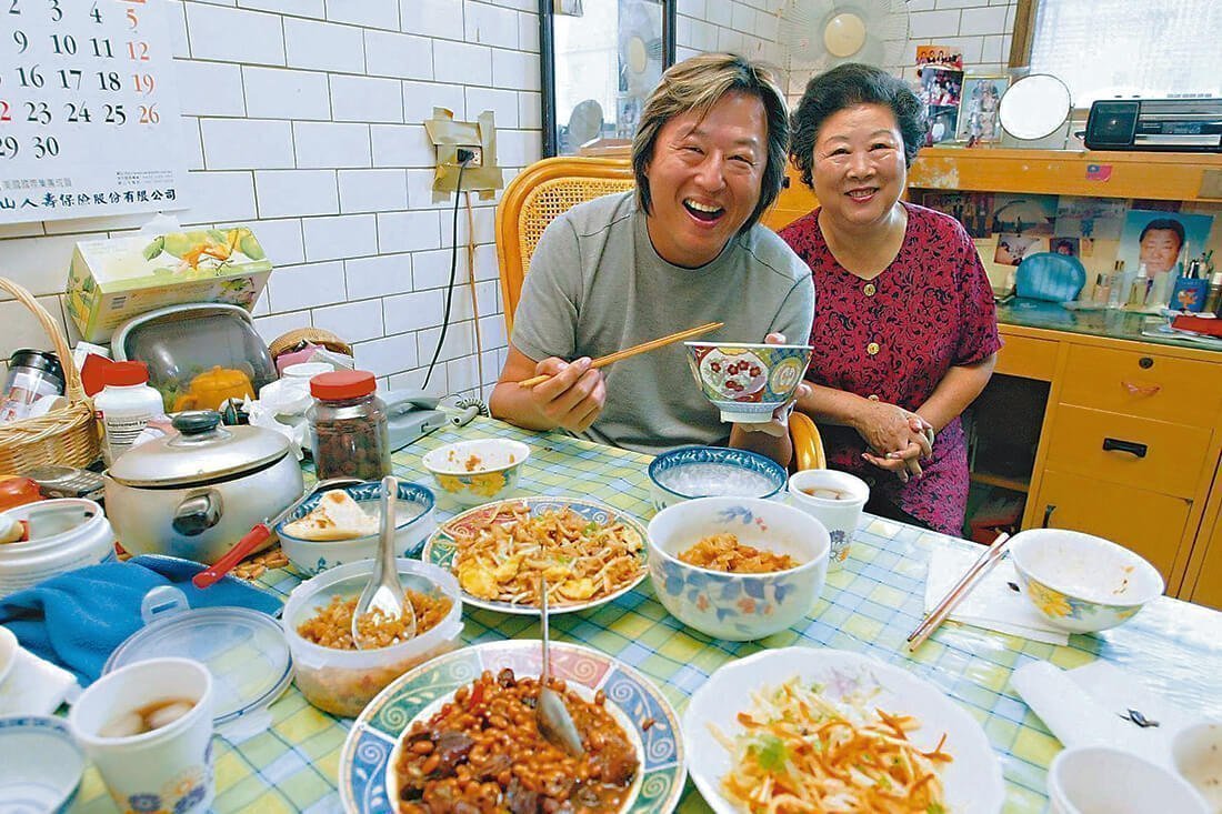 王偉忠說王媽媽的廚藝是「魔術師」級